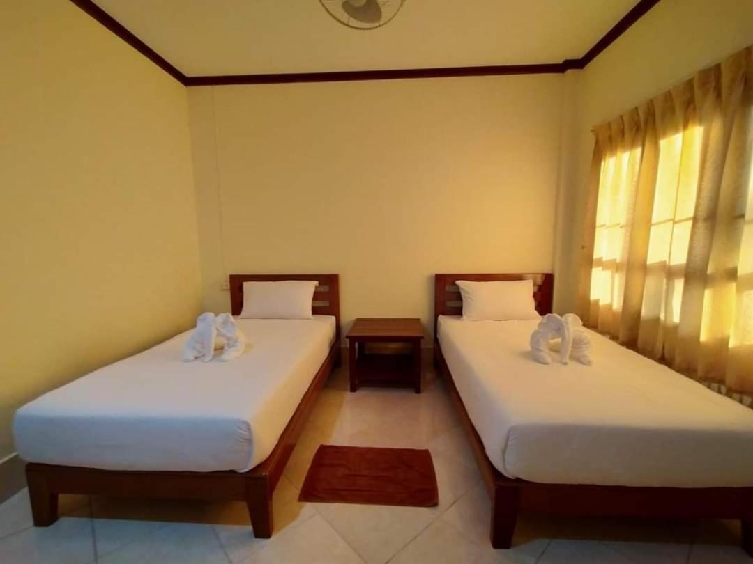 Phamarn View Guesthouse Ban Nahin-Nai Bagian luar foto